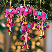 Limited Time Friendship of GiantsElephant-Themed 4-Piece Cotton Blend Ornament Set in Pink
