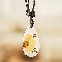 Certified Sunrise DaisyYellow Natural Daisy Flower and Resin Pendant Necklace